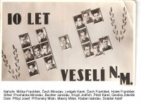 1945