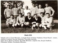 1952