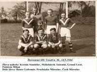 1944